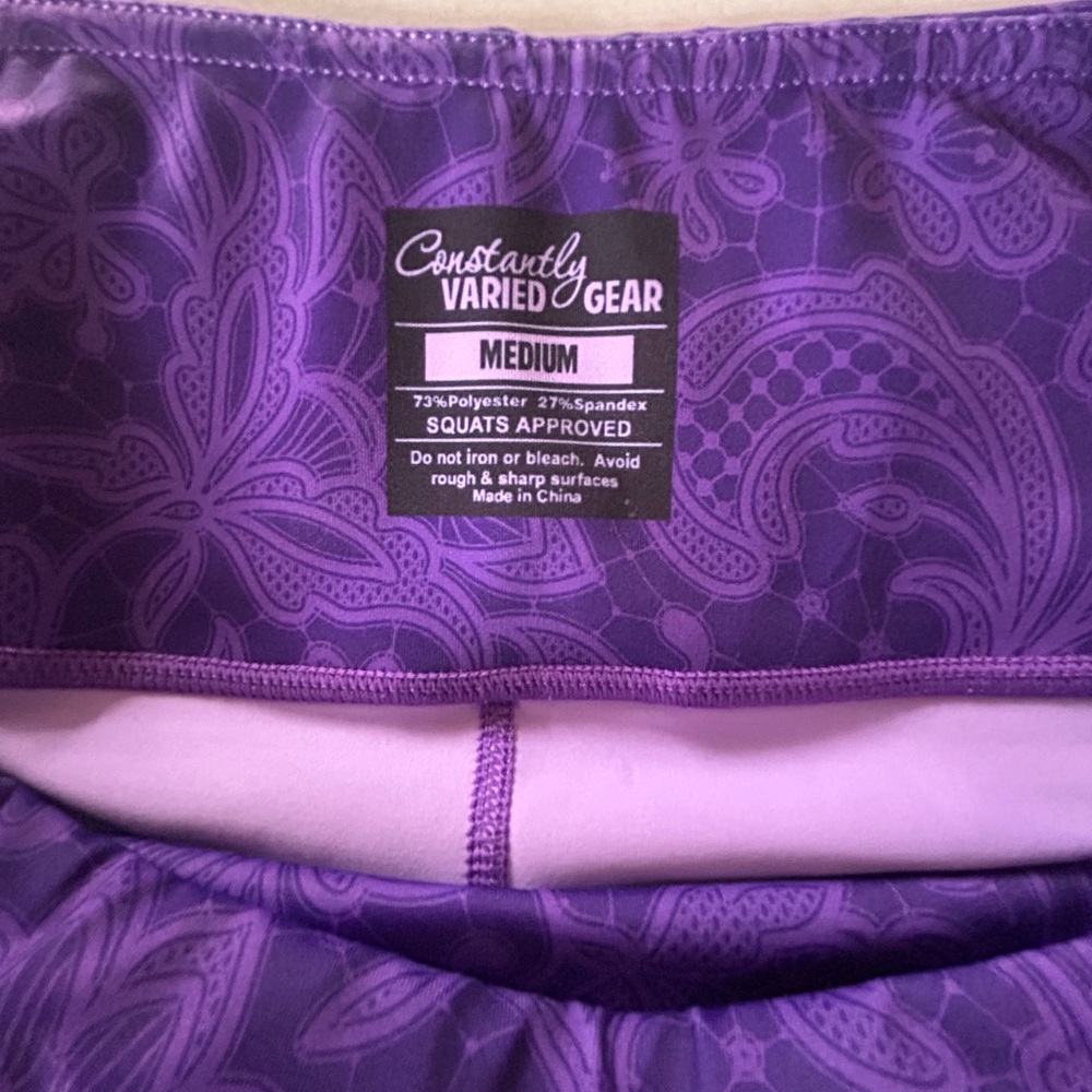 Constantly Varied Gear Violet Patterned Leggings - Picture 3 of 3